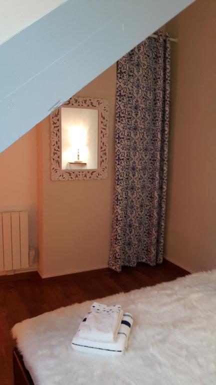 Apartamento Le Saint Léonard...Il est bleu Honfleur Exterior foto