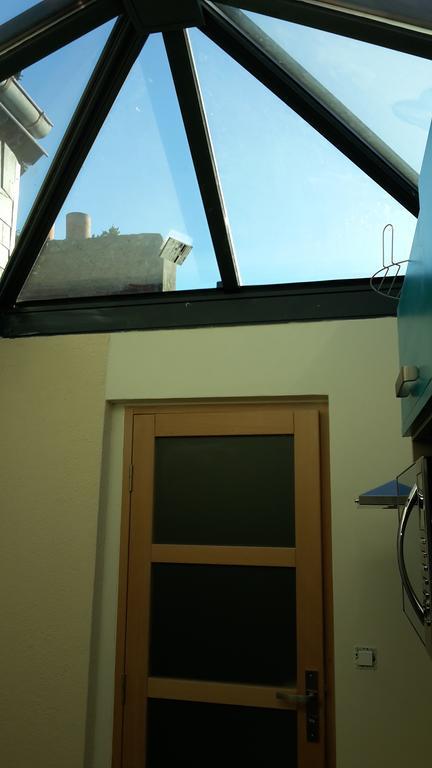 Apartamento Le Saint Léonard...Il est bleu Honfleur Habitación foto